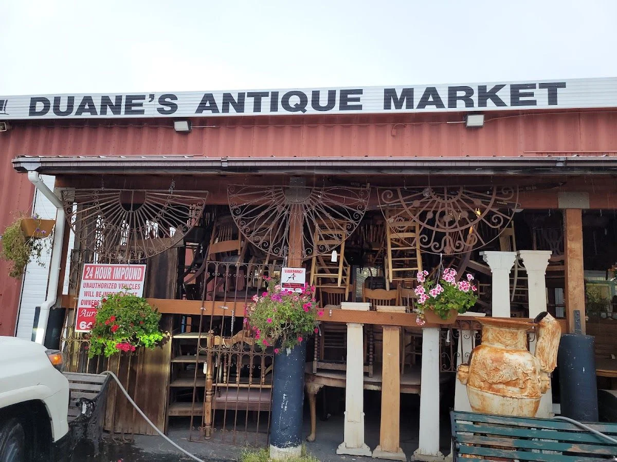Duane's Antique Market
