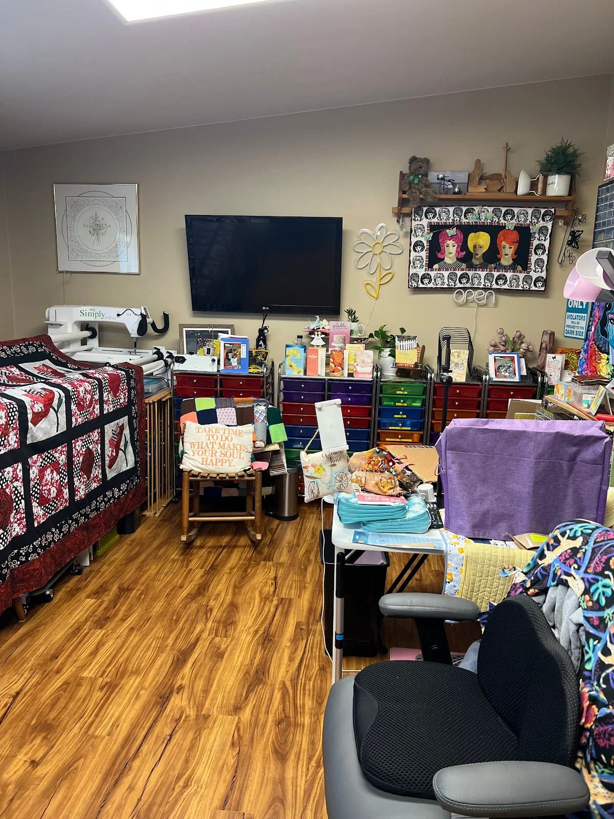 Alley Kats Quilt Shop and Sewing Center
