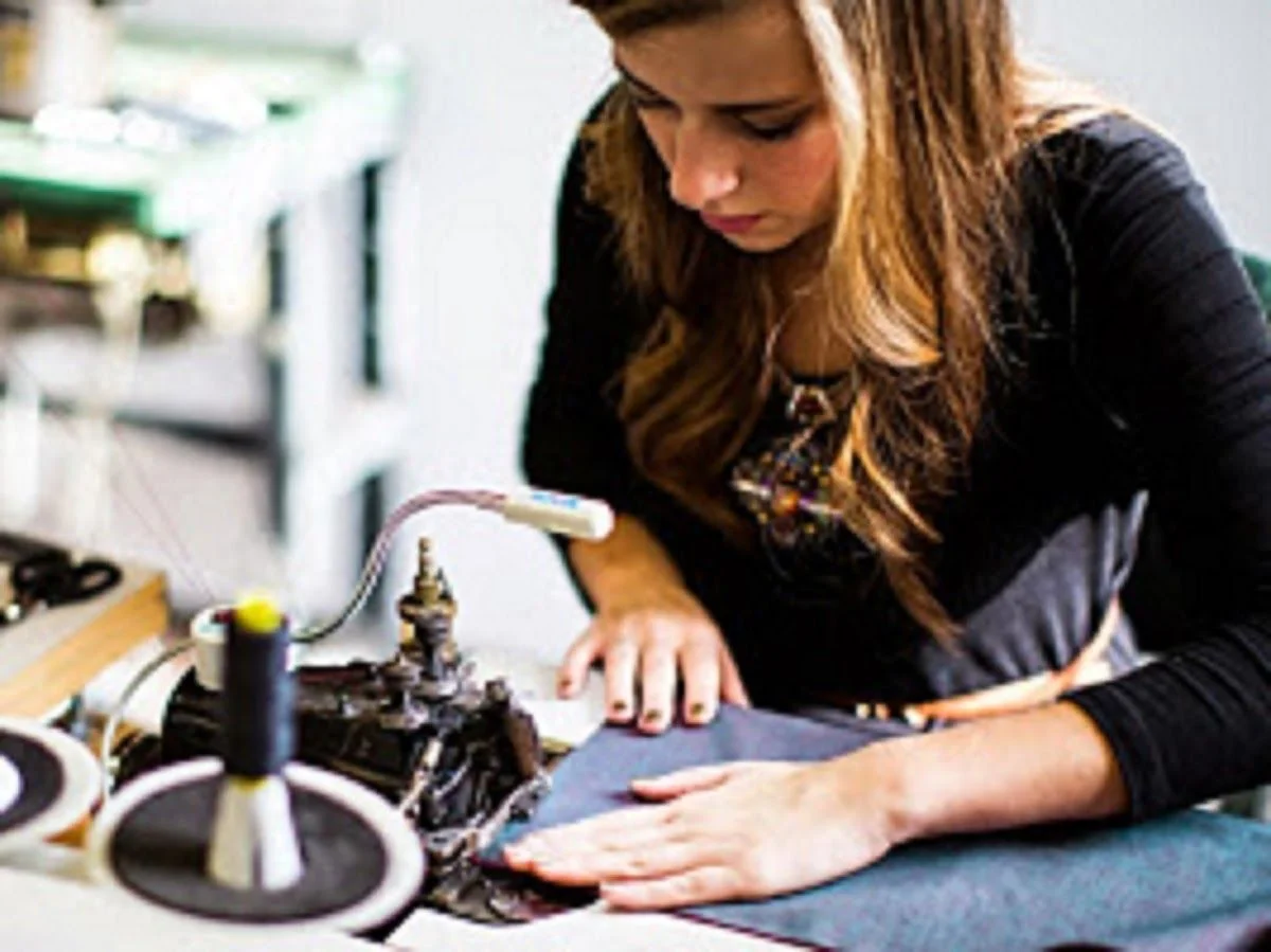 Lorena's Alterations & Tailoring