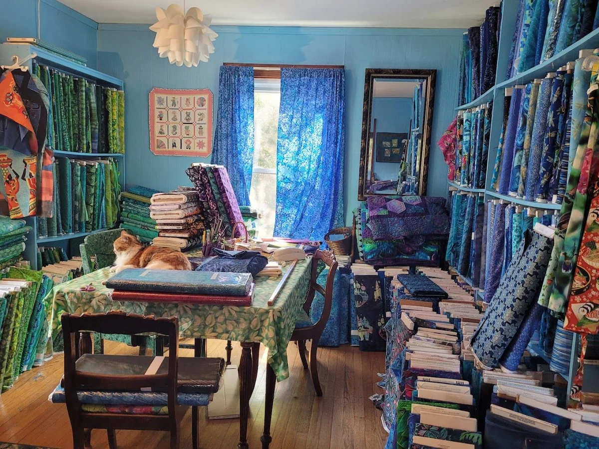 Lucy-In-The-Sky Quilts & Fabrics