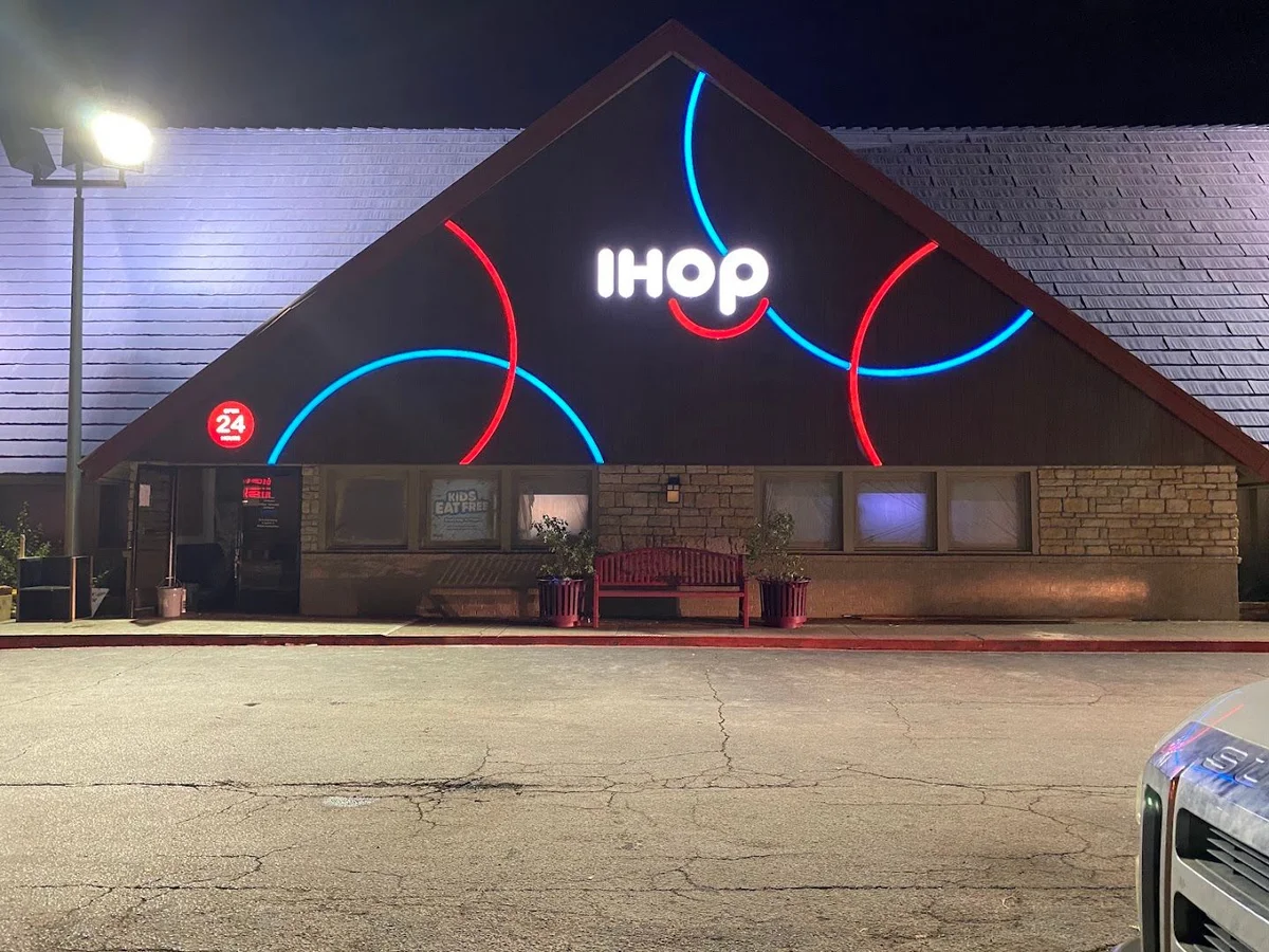 B&C Signs and Awnings