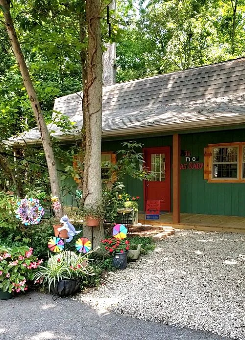 Cat's Meow Quilt Shop