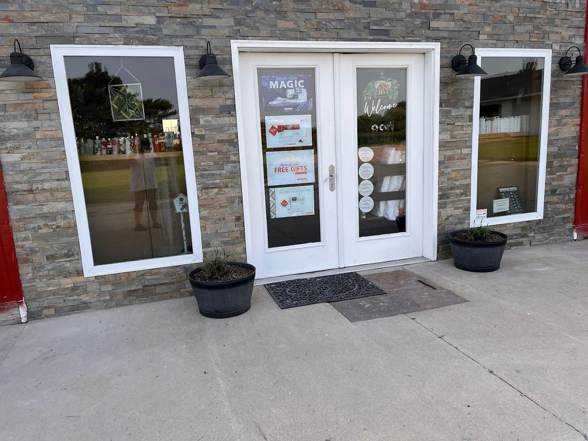 Peace and Applique Quilt Barn and Retreat Center