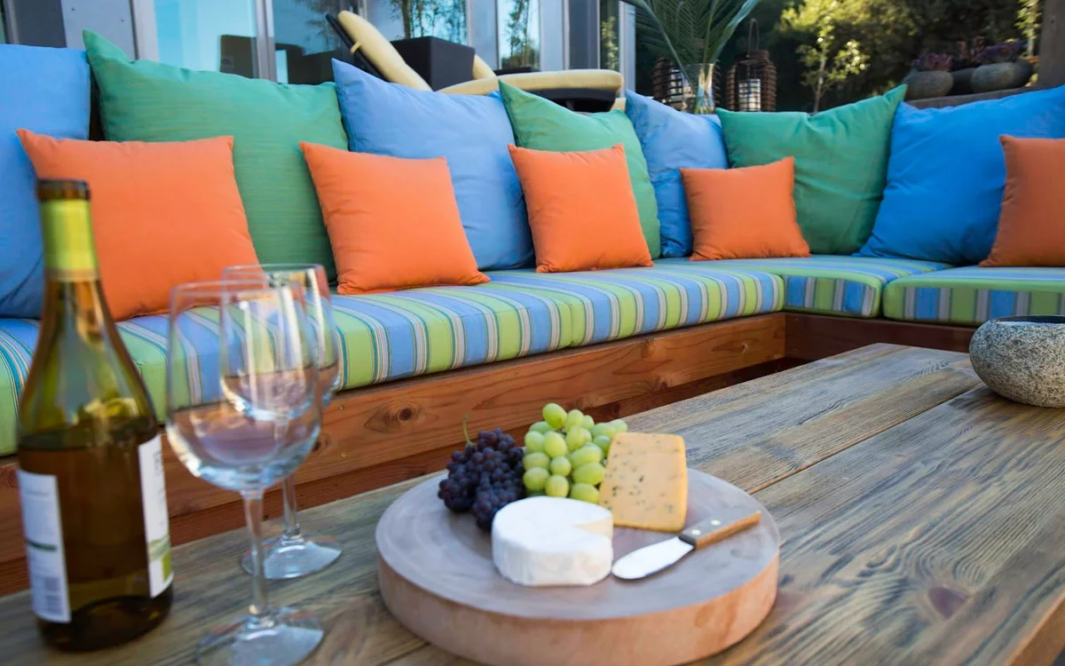 Miami Upholstery and Fabrics Inc