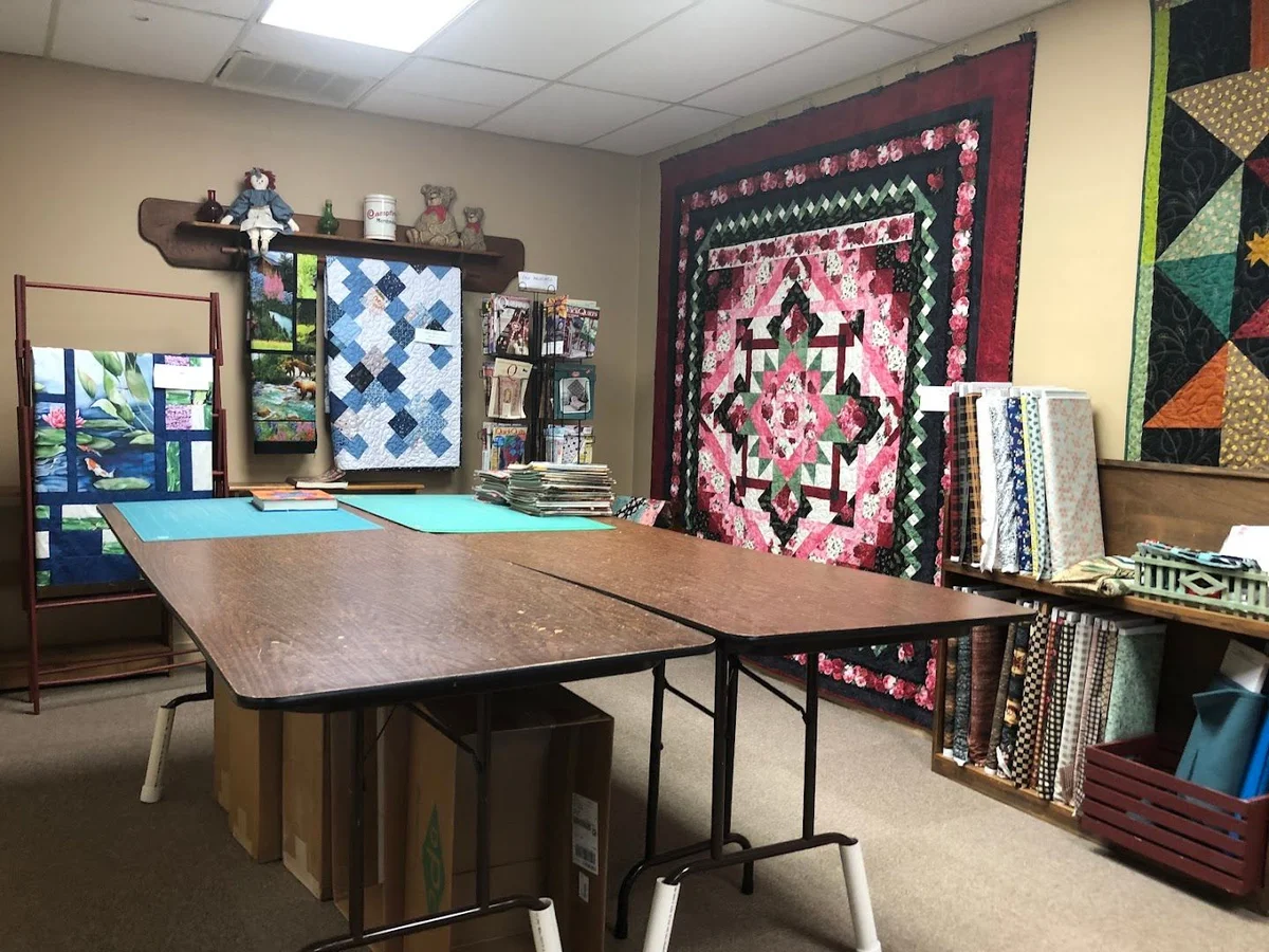 Linda's Country Quilt Shop