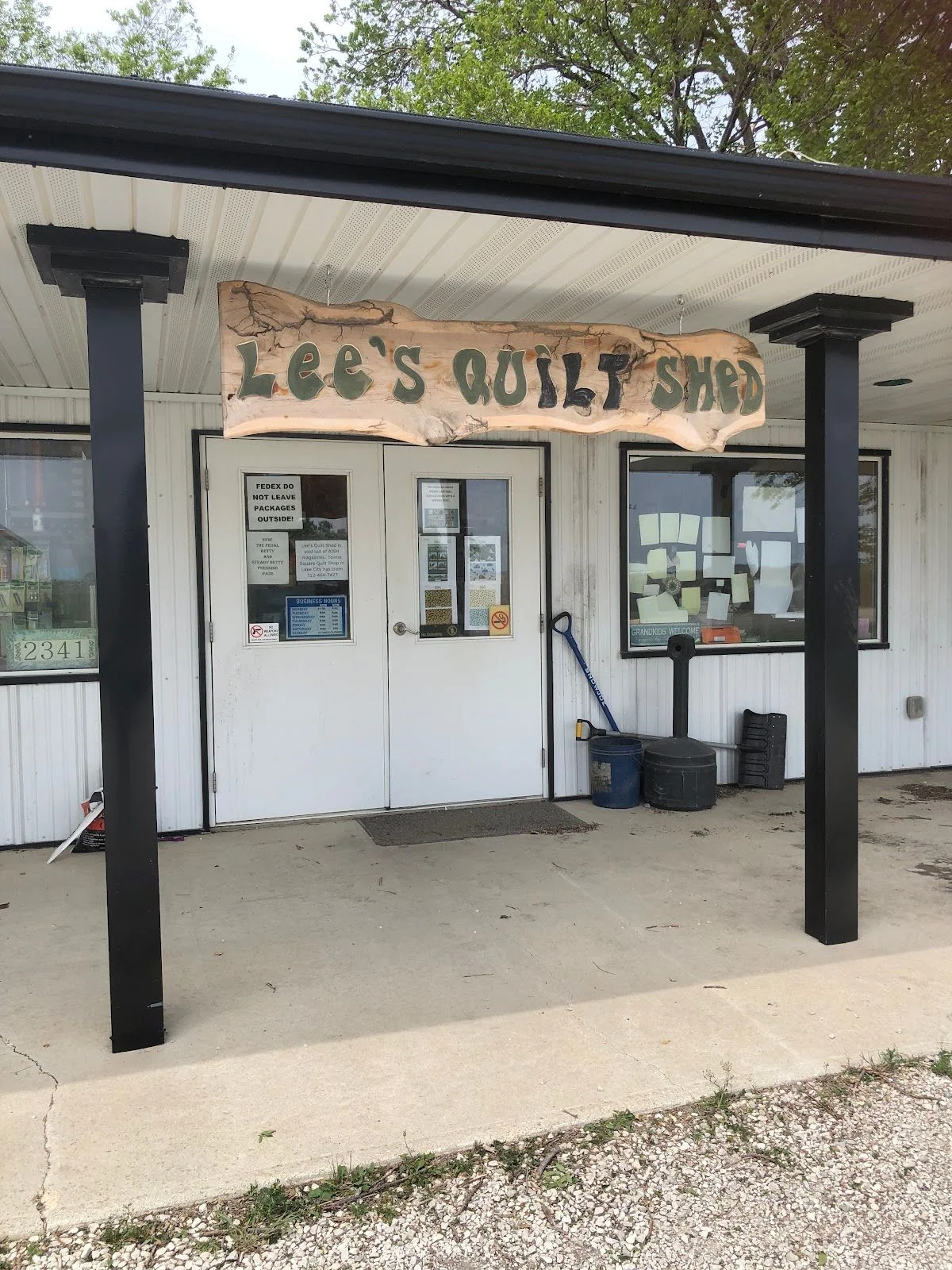 Lee's Quilt Shed