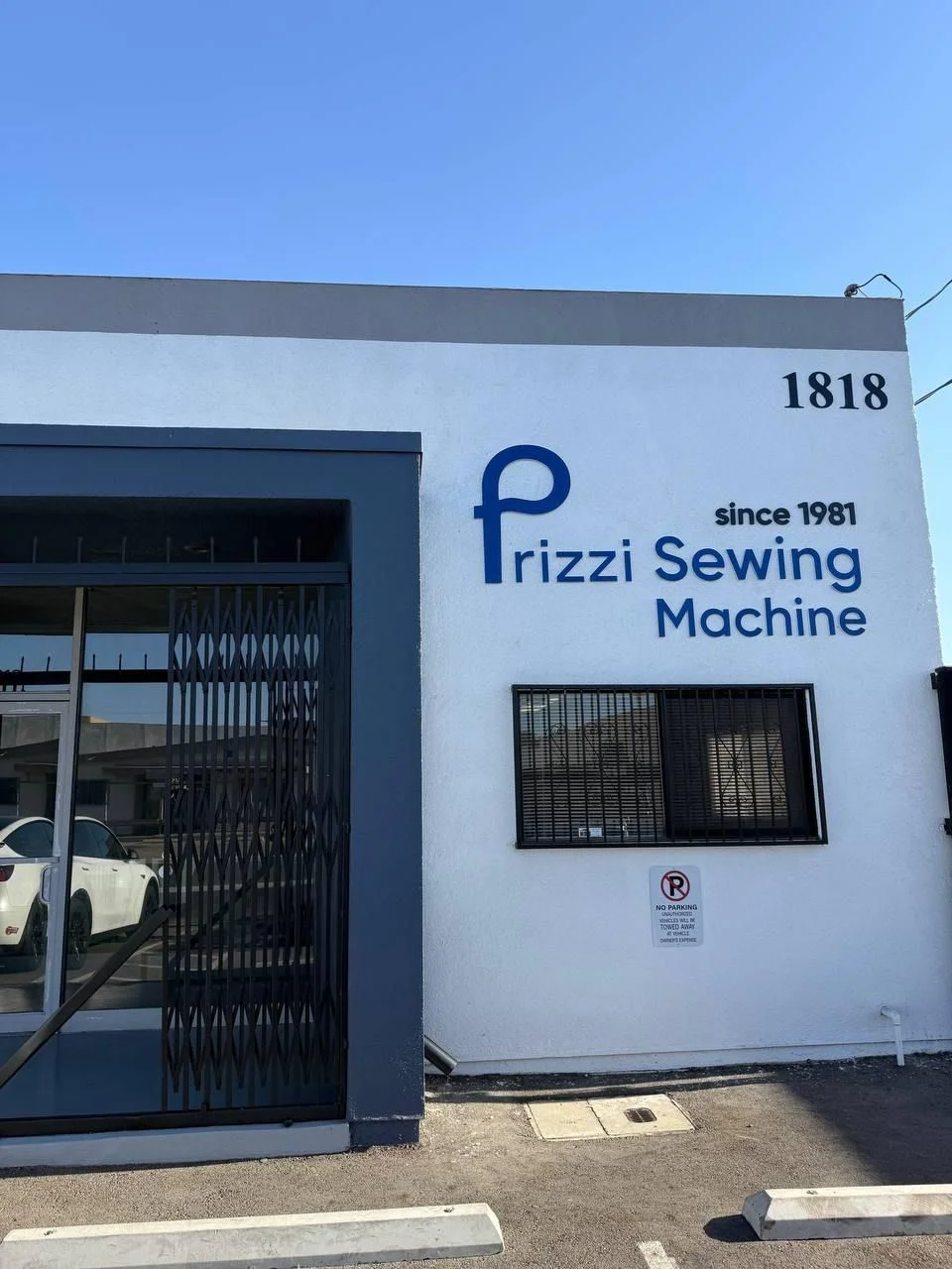 Prizzi Industrial Sewing Machine: Tables and Sewing Machines in the USA