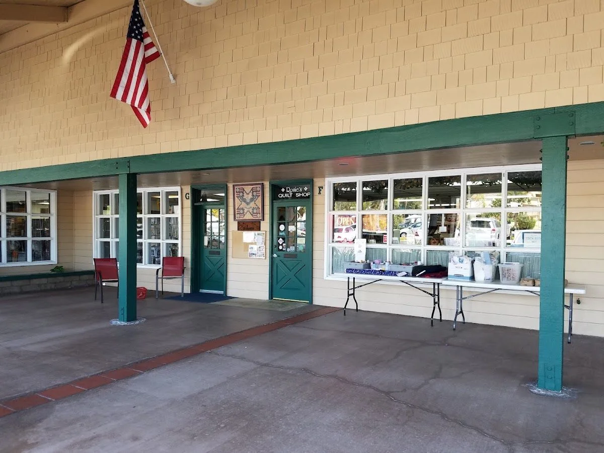 Rosie's Calico Cupboard Quilt Shop