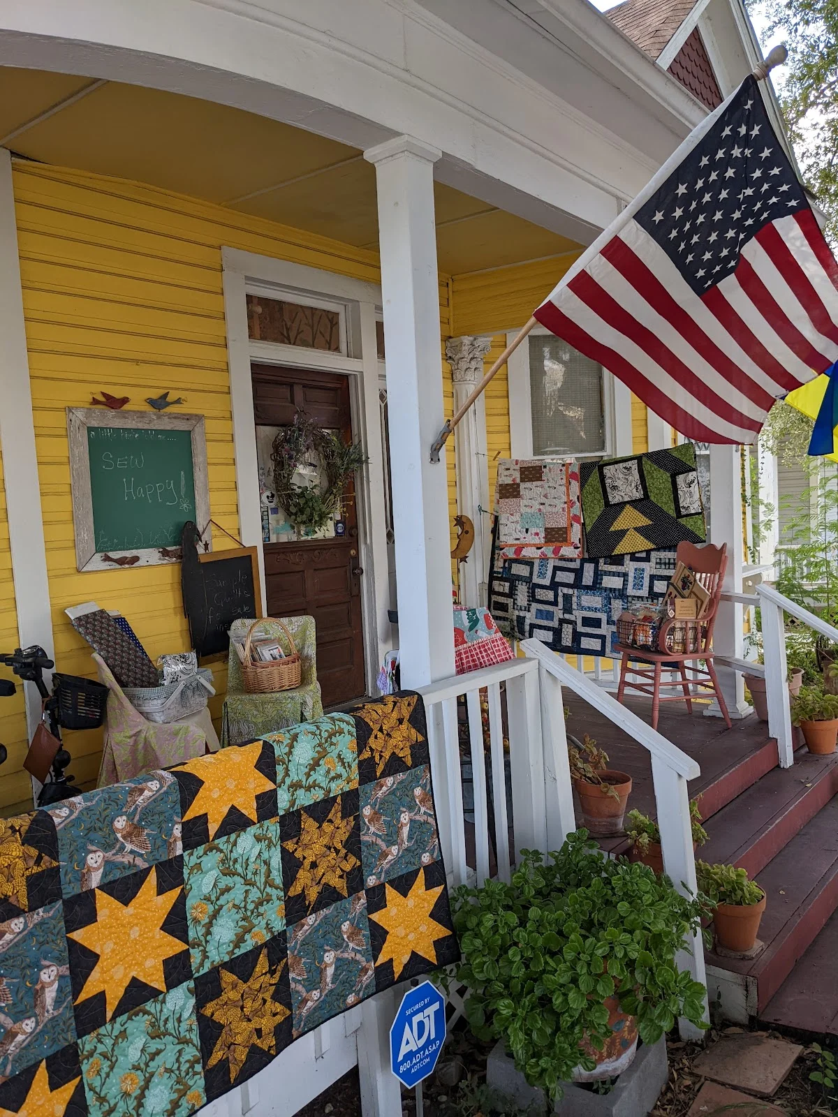 Las Colchas Quilt Shop